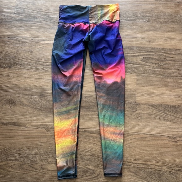 Teeki Yoga Pants - Picture 2 of 3